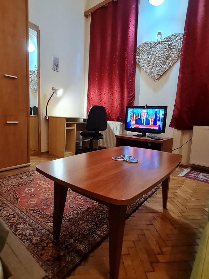 Weiner Downtown Apartment Budapest Bagian luar foto