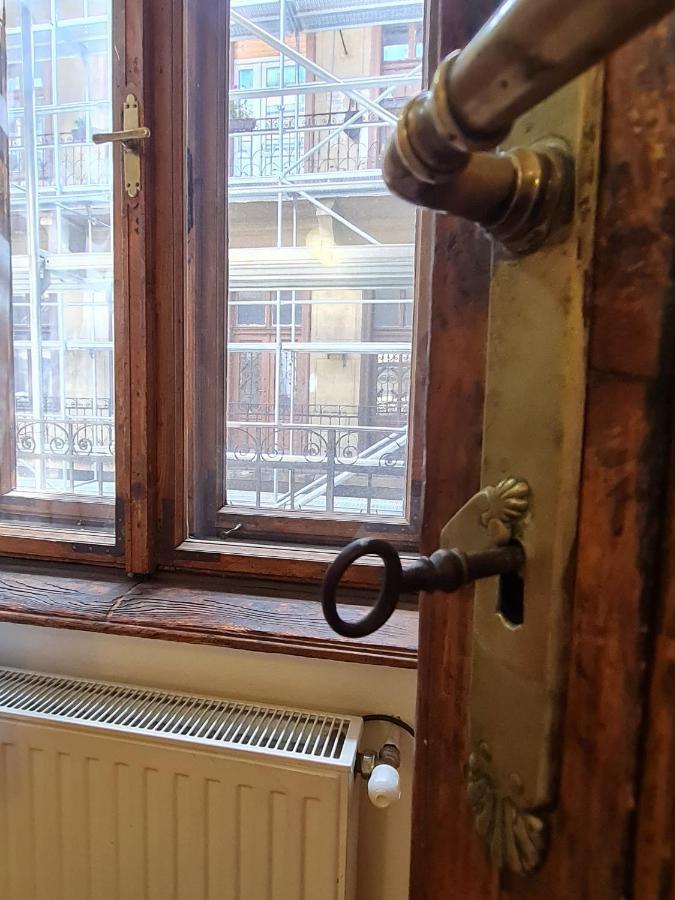 Weiner Downtown Apartment Budapest Bagian luar foto